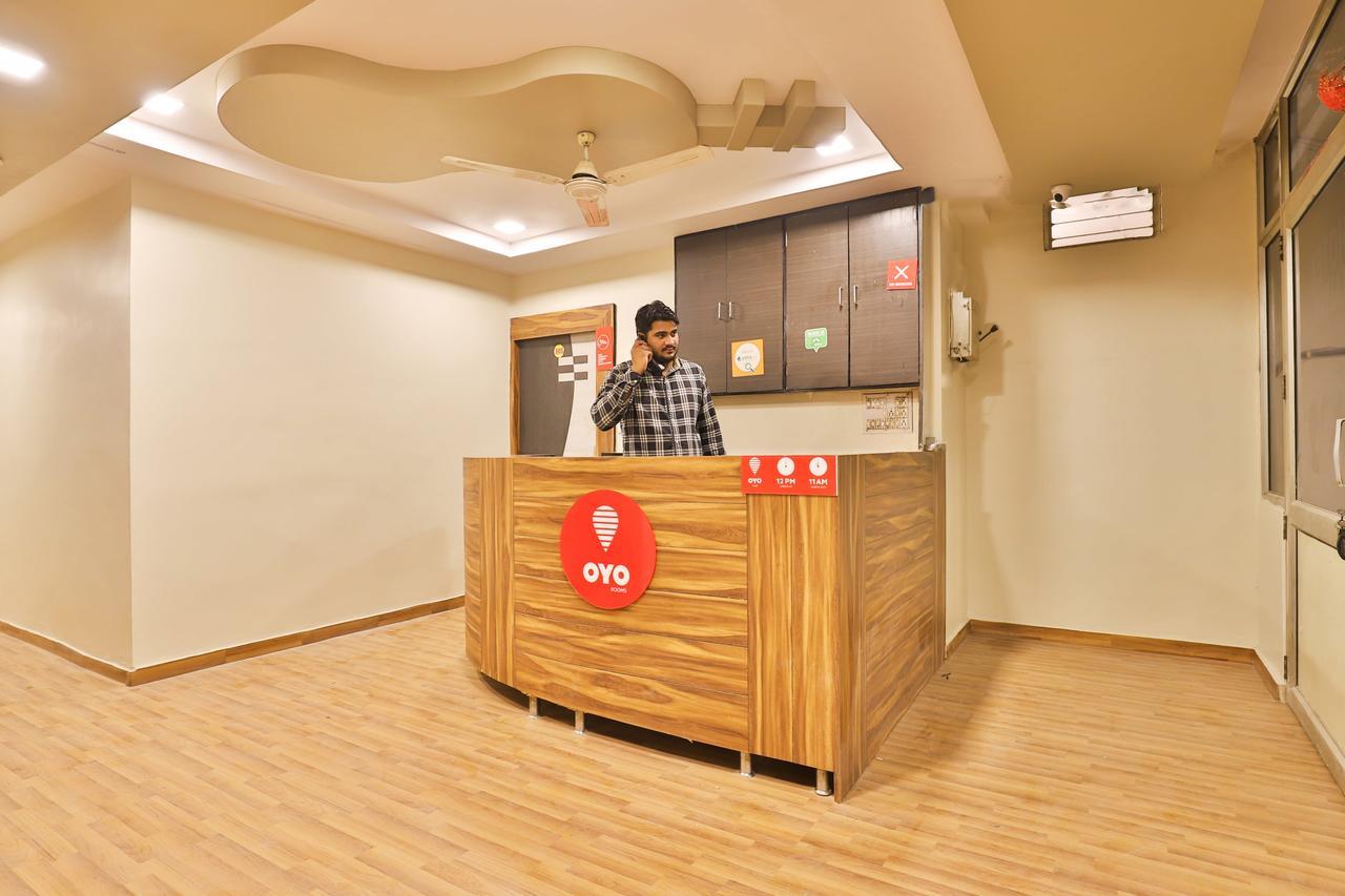 Oyo 11427 Hotel Kalyan Ahmedabad Buitenkant foto