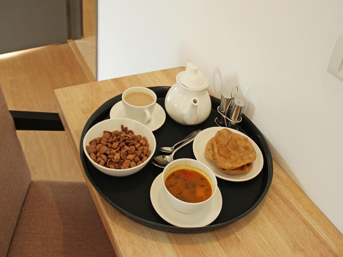 Oyo 11427 Hotel Kalyan Ahmedabad Buitenkant foto